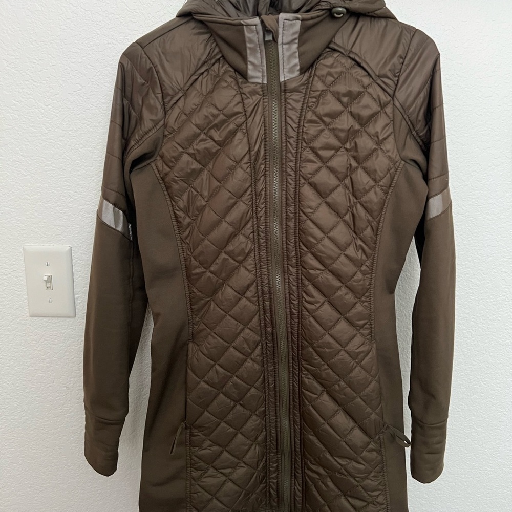 Athleta Dark Green/Brown Puffer Jacket